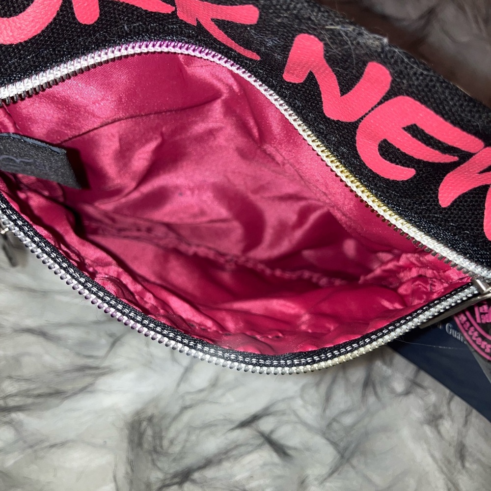 BeNoticed Pink and Black New York Crossbody Bag - Picture 4 of 5